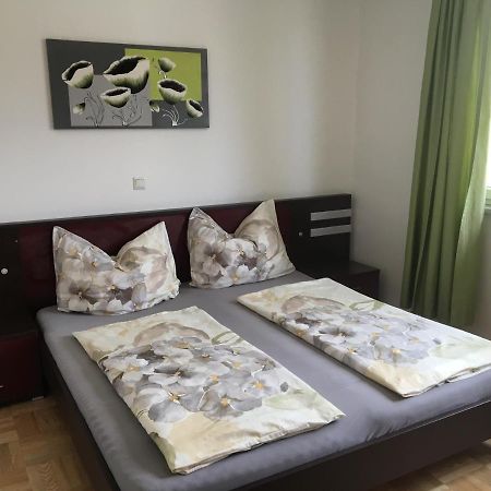 Wohnhaus City Sued Herzogsdorf 외부 사진