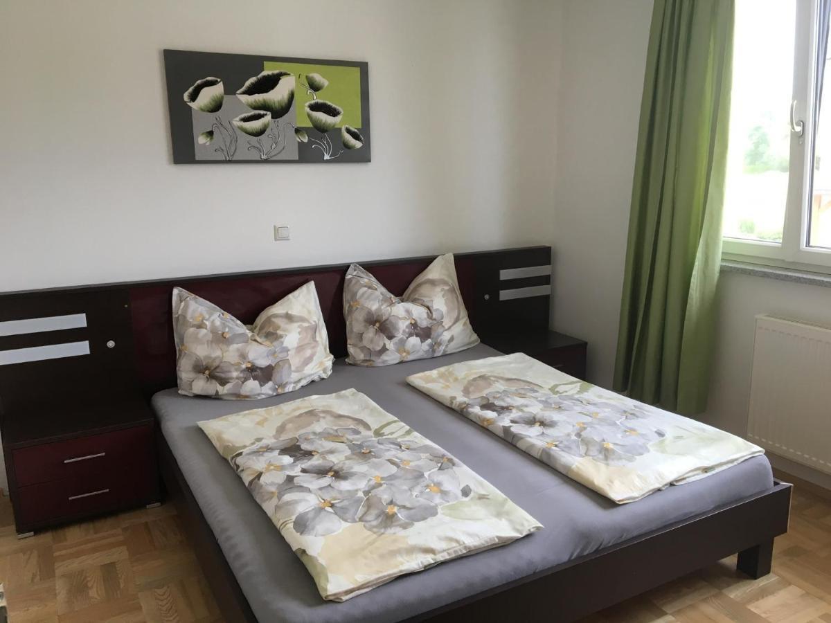 Wohnhaus City Sued Herzogsdorf 외부 사진
